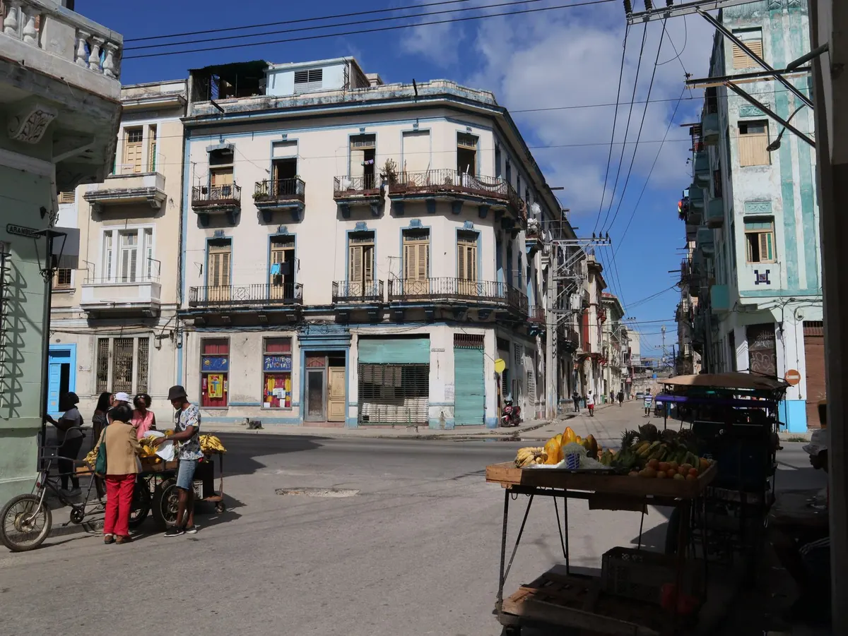 A Beginner's Guide to Caribbean Island Culture: Etiquette, Food and Local Customs